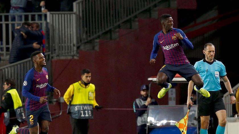 Nélson Semedo representou o Barcelona durante três épocas. Foto: Enric Fontcuberta/EPA