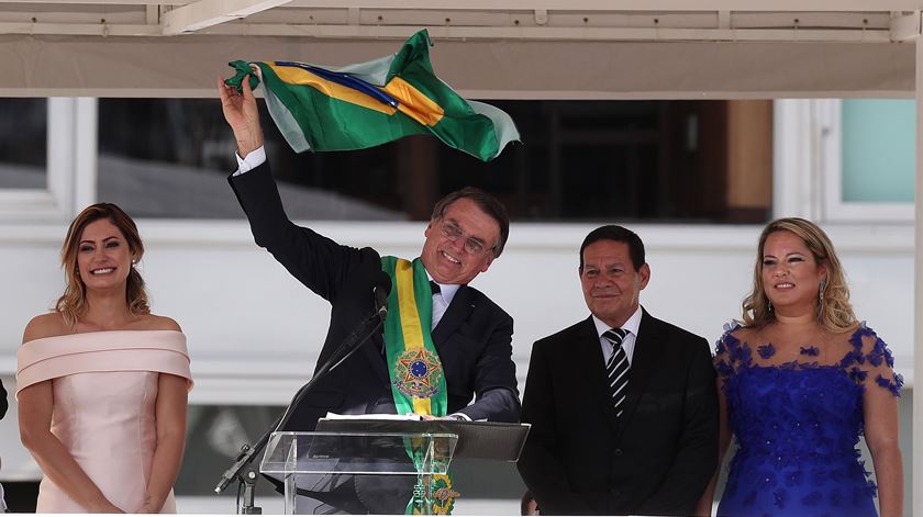Tomada de posse de Jair Bolsonaro decorreu há meio ano. Foto: Marcelo Sayao/EPA