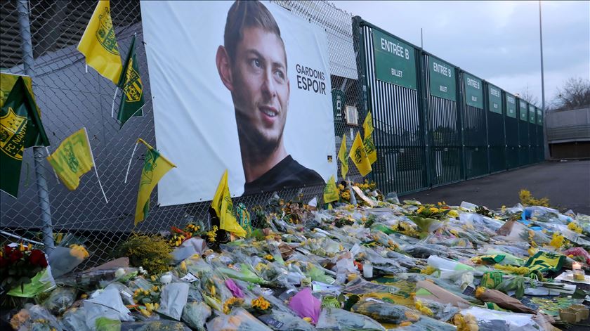 Cardiff paga oito milhões de euros ao Nantes por Emiliano Sala