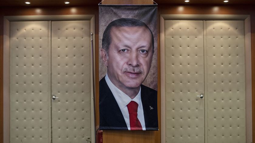 Erdogan ameaça França por causa de disputa no Mediterrâneo com a Grécia. Foto: Sedat Suna/EPA