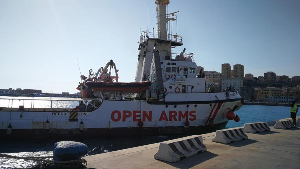 Navio humanitário Open Arms. Foto: Concetta Rizzo/EPA