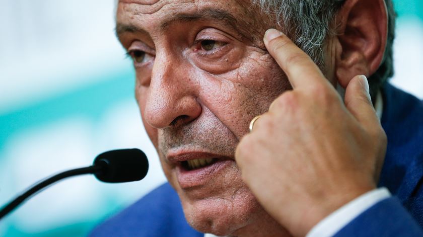 Fernando Santos não toma decisões antes do tempo. Foto: Rodrigo Antunes/Lusa