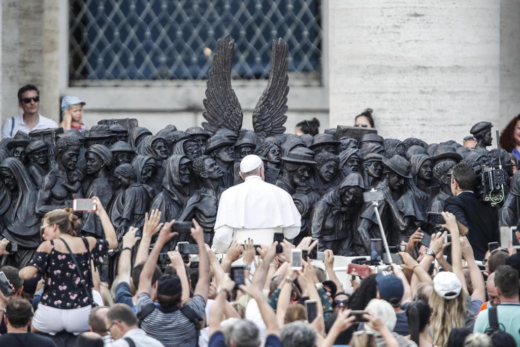 Inauguração no Vaticano de dedicada aos migrantes e refugiados, 2019. Foto: Vatican Media/EPA