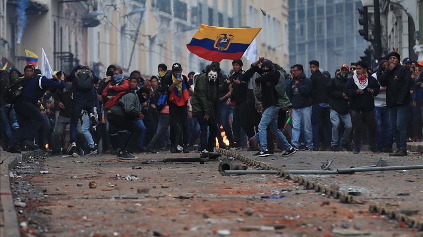 Protestos no Equador. Foto: Jose Jacome/EPA
