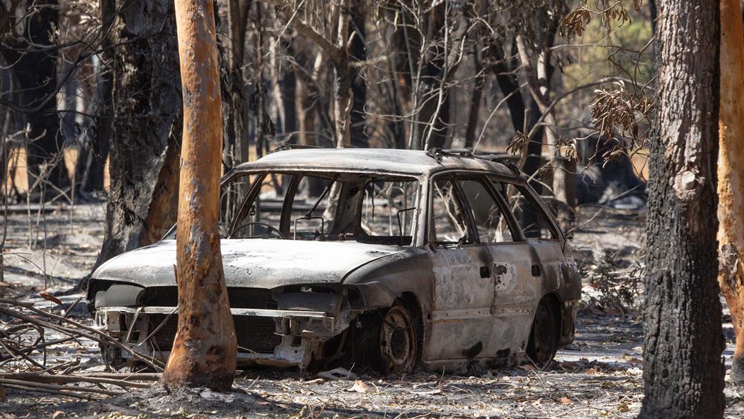 Além de Nova Gales do Sul, onde os incêndios devastaram 850 mil hectares de terra desde o início do ano, em partes do estado de Queensland, também foram registados nos últimos dias 50 incêndios florestais no noroeste do país. Foto: Rob Maccol/EPA