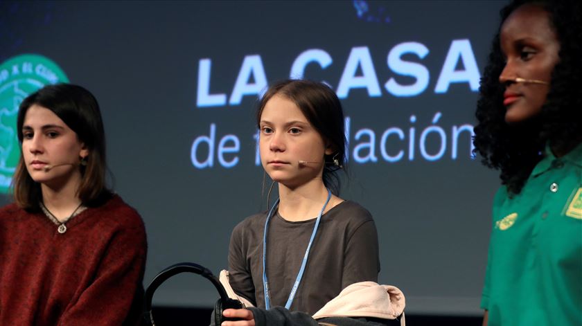 Greta Thunberg discursou em Madrid, ao lado de outros jovens ativistas pelo clima. Foto: Kiko Huesca