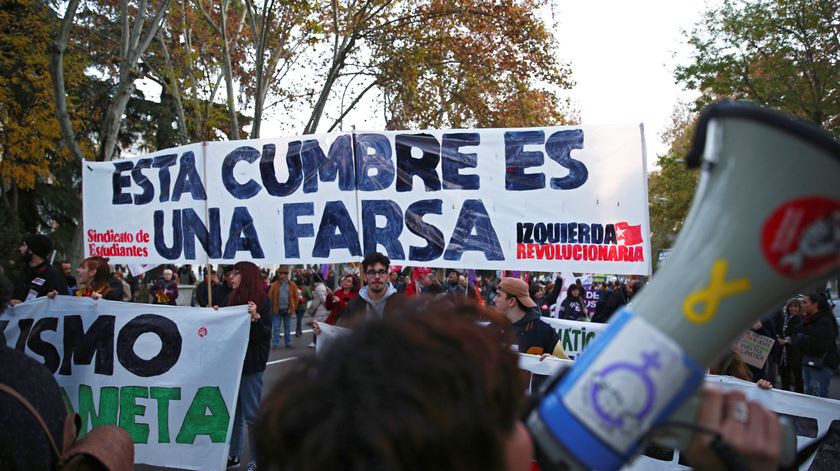 Manifestação pelo clima em Madrid, à margem da COP25. Foto: Rodrigo Jimenez