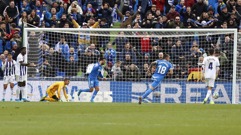 Ángel marcou o golo da vitória. Foto: Javier Lizon/EPA