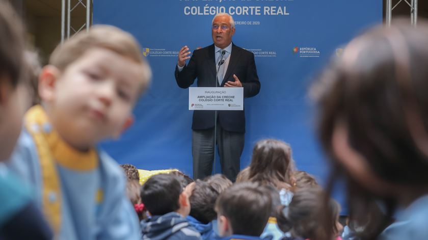 Costa intervém na inauguração da ampliação da creche do Colégio Côrte-Real, na Moita. Foto: Miguel A. Lopes/ Lusa