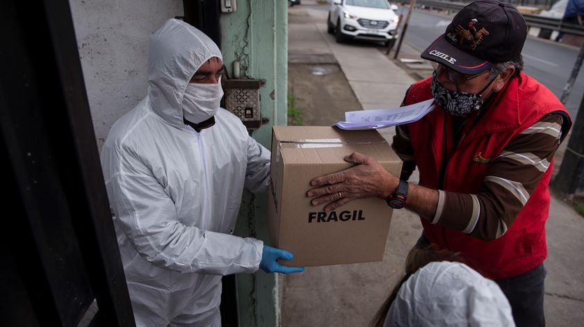 O Chile continua a ser o sétimo país mais afetado pelo Coronavírus no mundo. Foto: Alberto Valdes/EPA