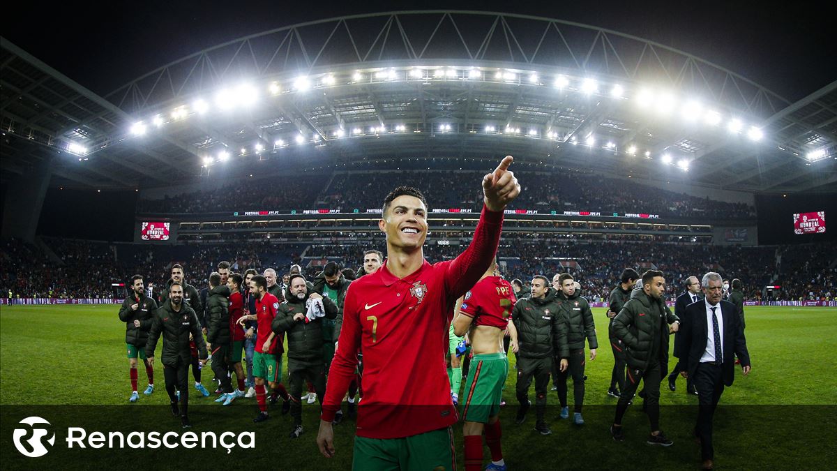 Cristiano Ronaldo celebra 20 anos ao serviço da Seleção Nacional de futebol  - Seleção Nacional - SAPO Desporto
