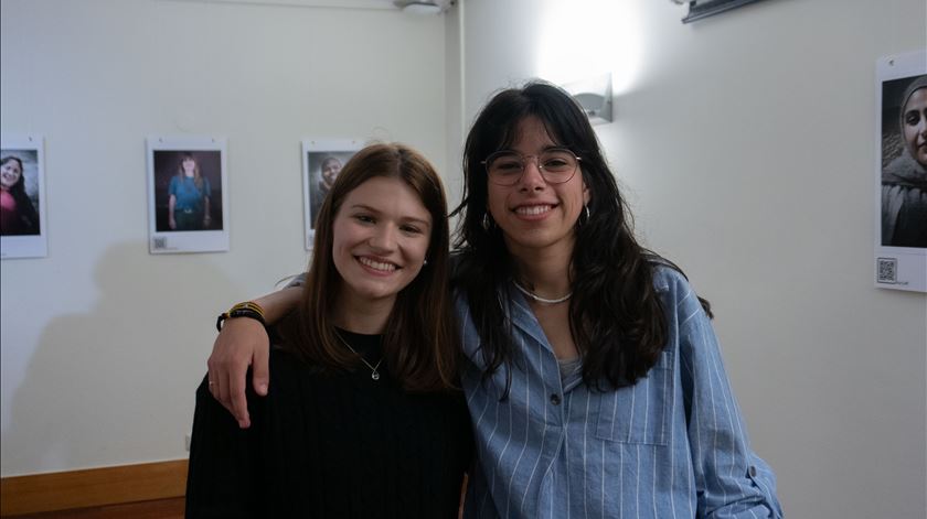 "Us and Them" é o projeto de estágio de Rita Nery e Liliana Costa, alunas do 3º ano de Educação Social, na Escola Superior de Educação do Porto. Foto: Lara Castro/RR