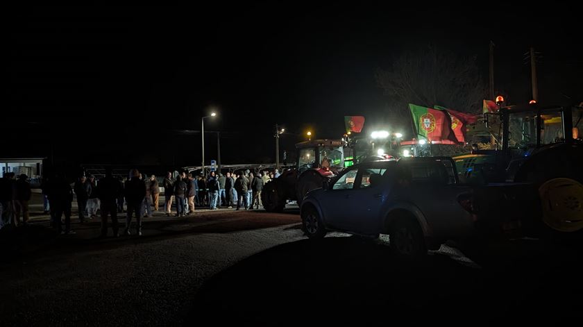 Protestos de agricultores para trânsito na A6, sentido Elvas-Espanha Foto: Cristina Nascimento/RR