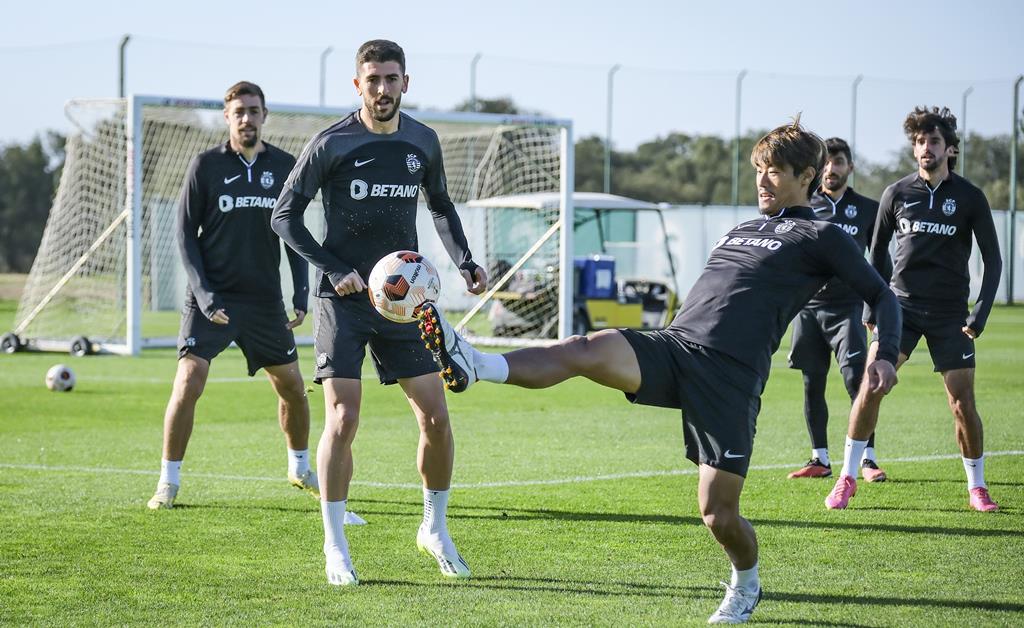 SPORTING JOGA HOJE O SEU FUTURO NA LIGA EUROPA