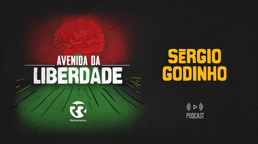 Sérgio Godinho denuncia que plataformas digitais pagam de forma “miserável”