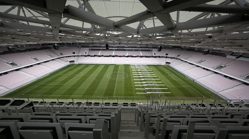 Estádio do Nice vazio. Foto: Eric Gaillard/Reuters