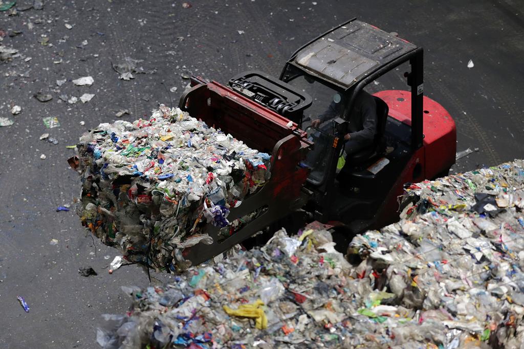 Registou-se uma aumento significativo de reciclagem de embalagens no primeiro ano de pandemia.  Foto: Estela Silva/Lusa