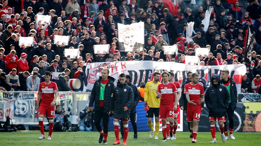 Estugarda vai lutar pela permanência num "play-off" com o Union de Berlim. Foto: Axel Schmidt/Reuters