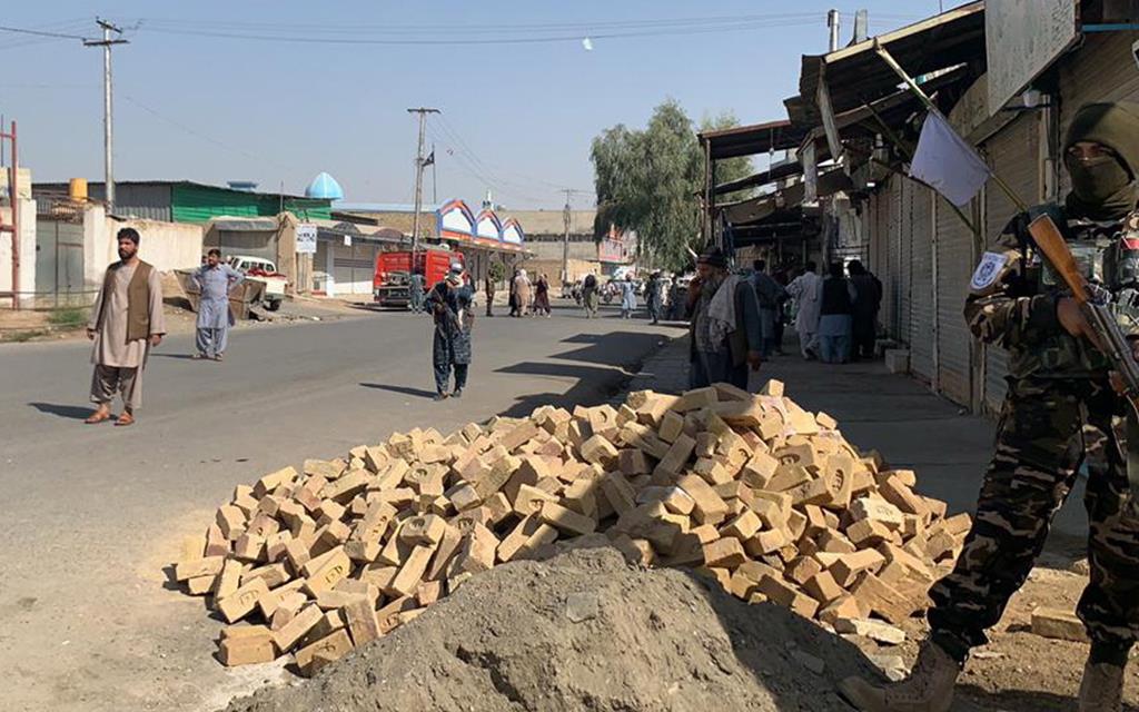 O ataque contra a mesquita xiita em Kandahar fez pelo menos 60 mortos. Foto: EPA