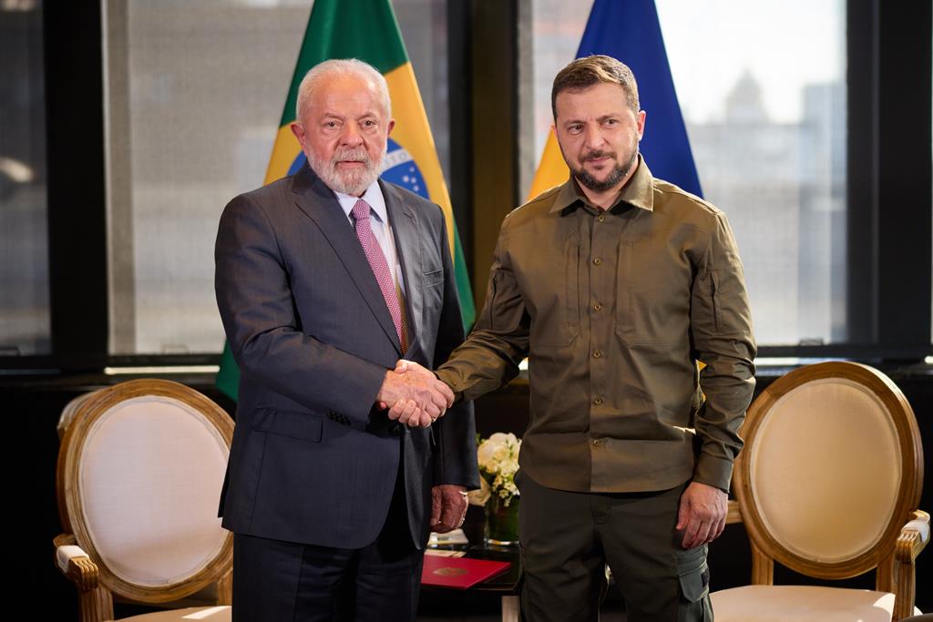 Volodymyr Zelensky encontra-se com Lula da Silva. Ucrânia, Brasil Foto: Zelensky/Twitter