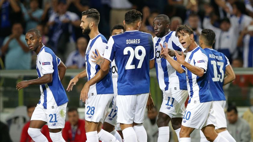 FC Porto tenta somar a sétima vitória seguida no campeonato. Foto: José Coelho/Lusa