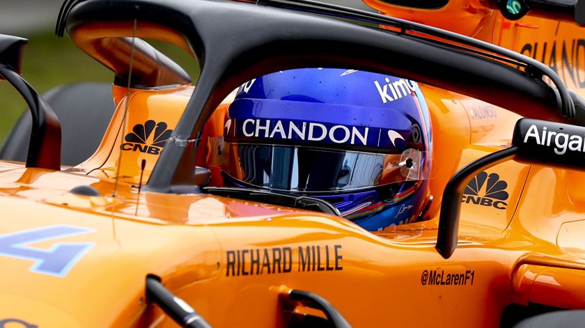 McLaren não deu carro competitivo a Alonso. Foto: Diego Azubel/EPA