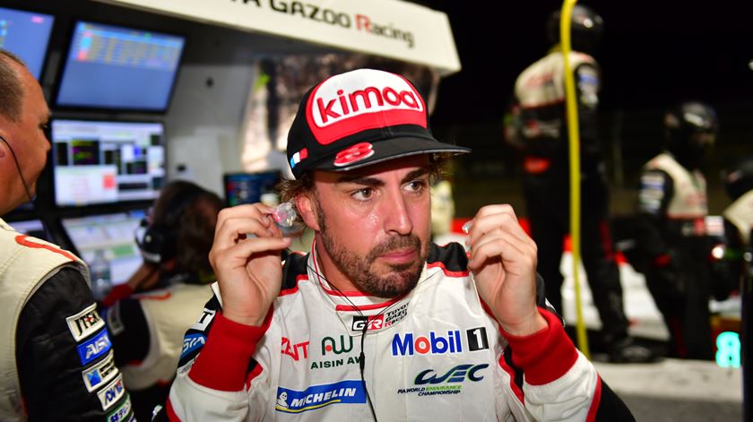 Fernando Alonso é piloto oficial da Toyota. Foto: Pascal Saiver/Reuters/MPS Agency