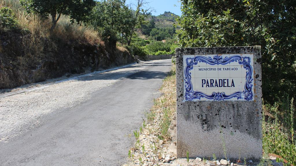 Entrada na Paradela, concelho de Tabuaço. Foto: Liliana Carona/RR