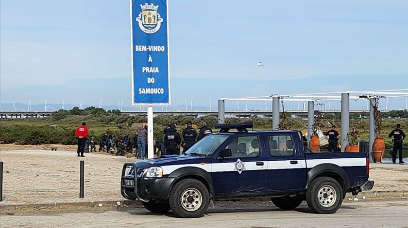 Mais de uma tonelada de amêijoa apreendida e 530 pessoas identificadas em Alcochete