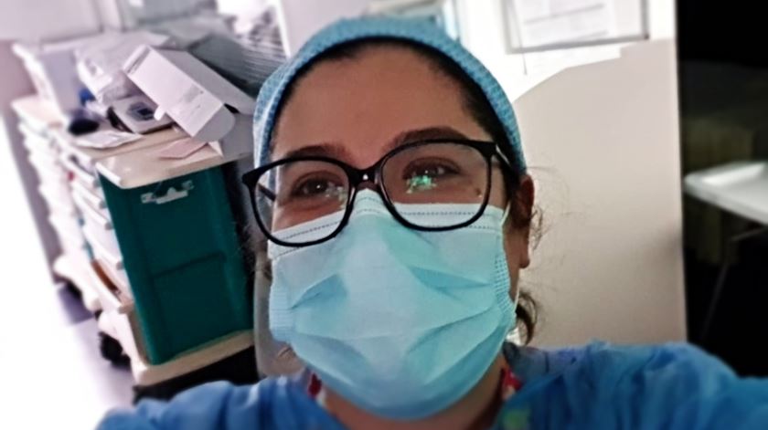 Sónia Moreira, enfermeira no Hospital Necker, em Paris. Foto: DR