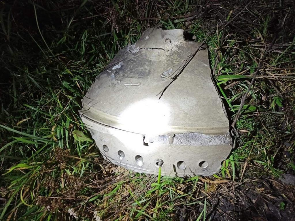 Fragmento de míssil que caiu em Przewodów, na Polónia. Foto: DR