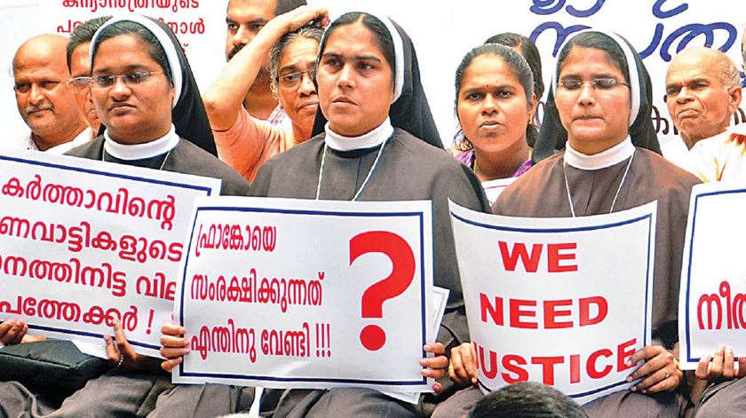 Freiras protestam contra bispo acusado de violar uma religiosa, em Kerala, na Índia. Foto: DR