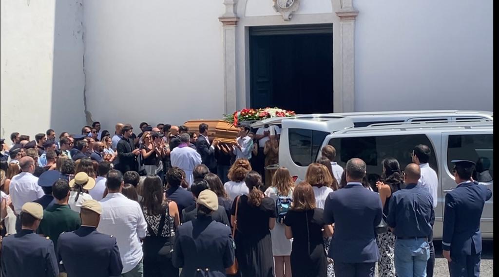 Funeral do piloto André Serra na capela da Força Aérea da igreja de Nossa Senhora do Rosário, em Benfica. Foto: Liliana Monteiro