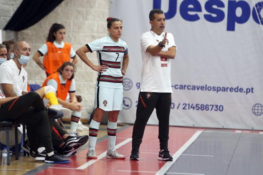 Luís Conceição e Ana Azevedo, Portugal, Seleção futsal feminino. Foto: FPF