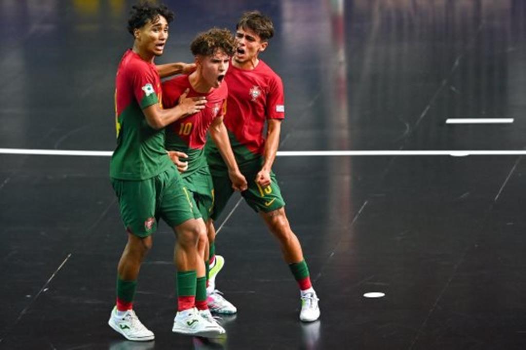 Seleção sub-19 de futsal deu o 32.º título à FPF