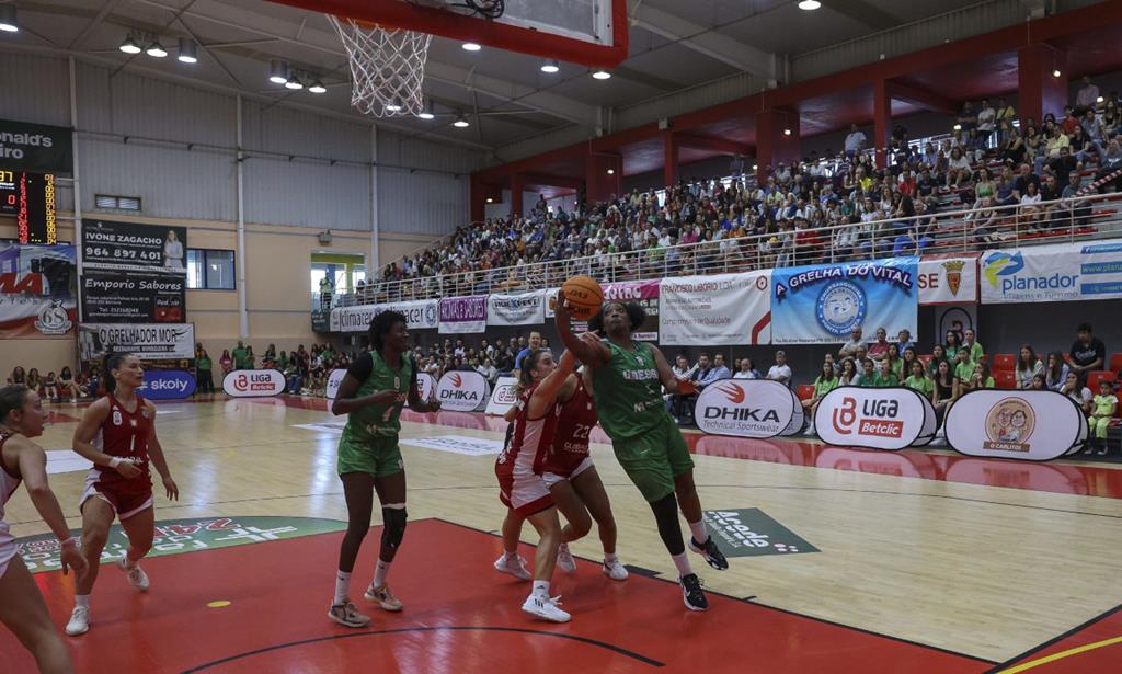 Benfica está a um jogo do título - Basquetebol