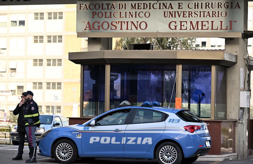 Policlínica Gemelli. Foto: Claudio Perii/EPA