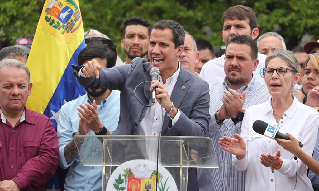 Juan Guaidó numa manifestação em Caracas. Foto: Rául Martinez/EPA