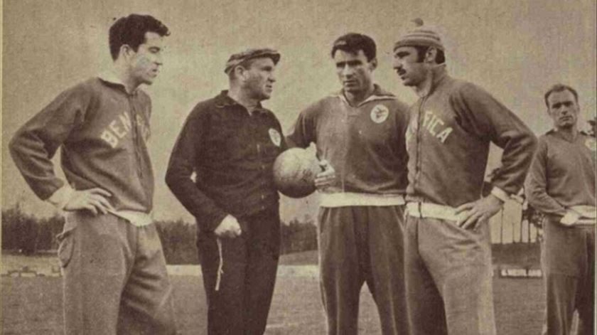 Guttmann com José Augusto, José Águas e Germano. Foto: SL Benfica