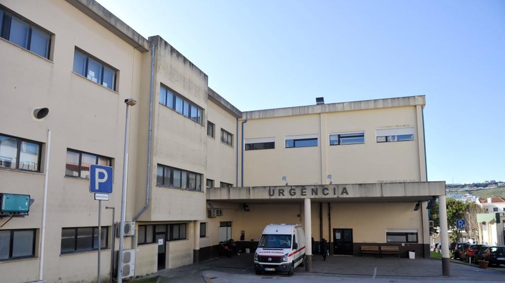 Hospital de Torres Vedras reforçou enfermaria Covid com 21 camas. Foto: Carlos Barroso/Lusa