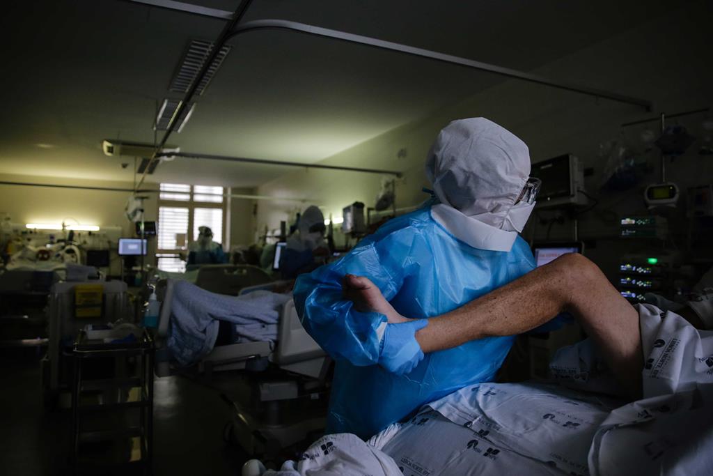 Há mais quatro pessoas internadas em cuidados intensivos. Foto: Tiago Petinga/Lusa