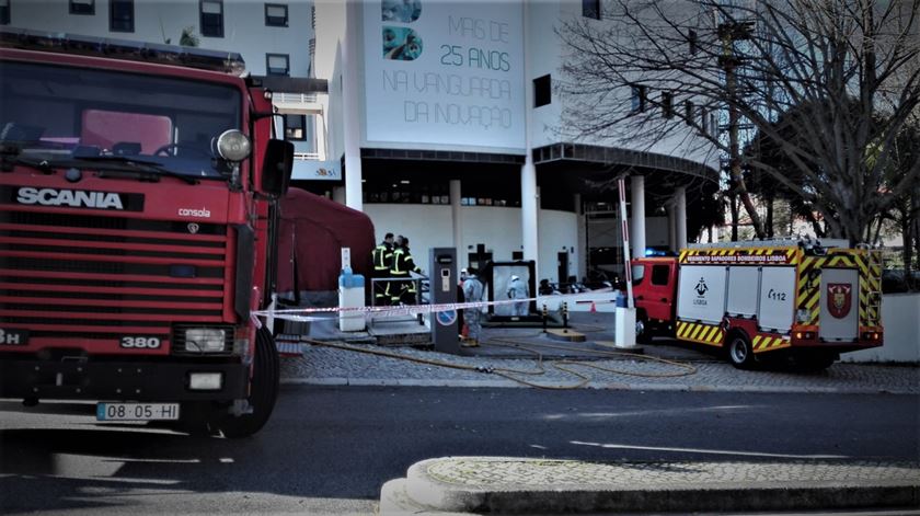 Bombeiros chamados ao Hospital do SAMS. Foto: DR