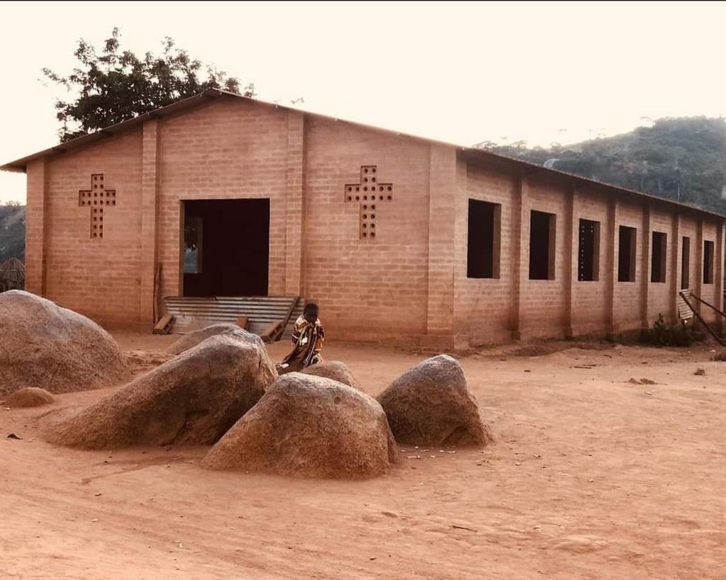 Igreja do Ukende, no Gungo, Angola. Foto: Emanuela Dias