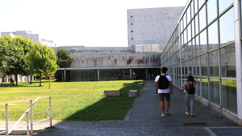 Faculdade de Engenharia da Universidade do Porto. Foto: Sara Ferreira/RR