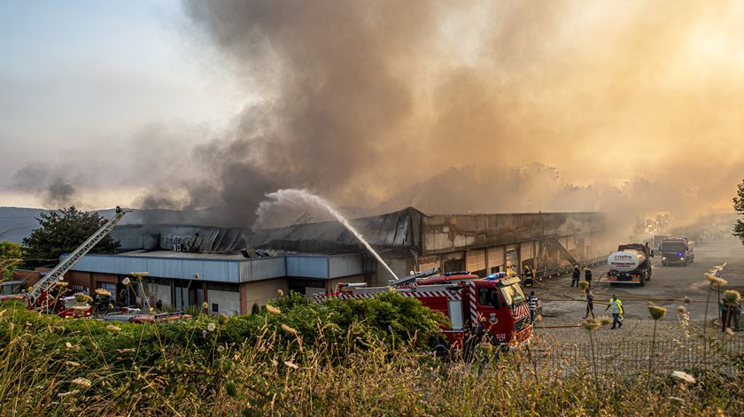 Incêndio na zona industrial de Felgueiras, Castelo de Paiva Foto: Octávio Passos/Lusa (arquivo)
