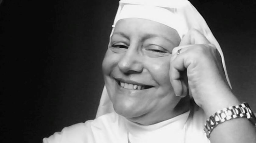 A irmã Maria Antónia Guerra era conhecida como irmã "Tona" e "freira radical", por se deslocar de mota. Foto: Ecclesia