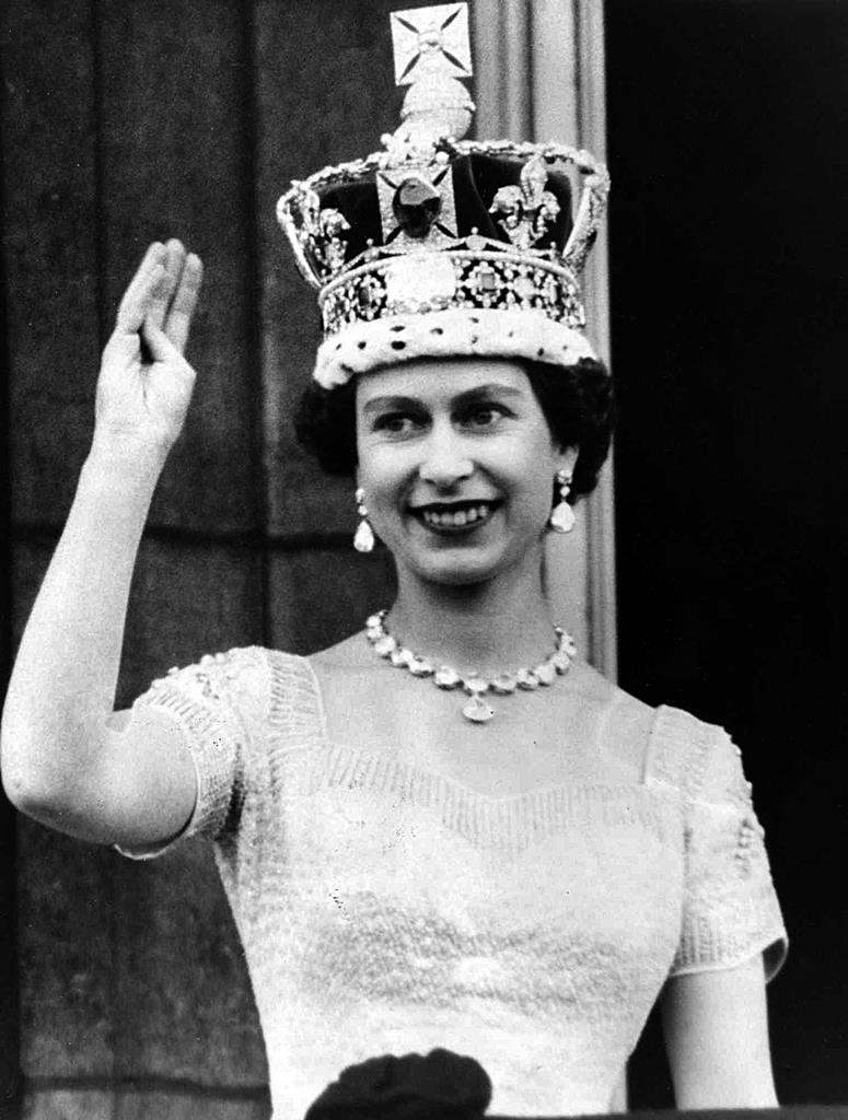 Rainha Isabel II, no dia da coroação, em 1952. Foto: DR