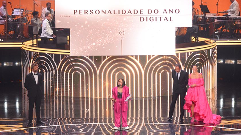 Joana Marques vencedora do Globo de Ouro para Personalidade do Ano Digital 2022 Foto: SIC