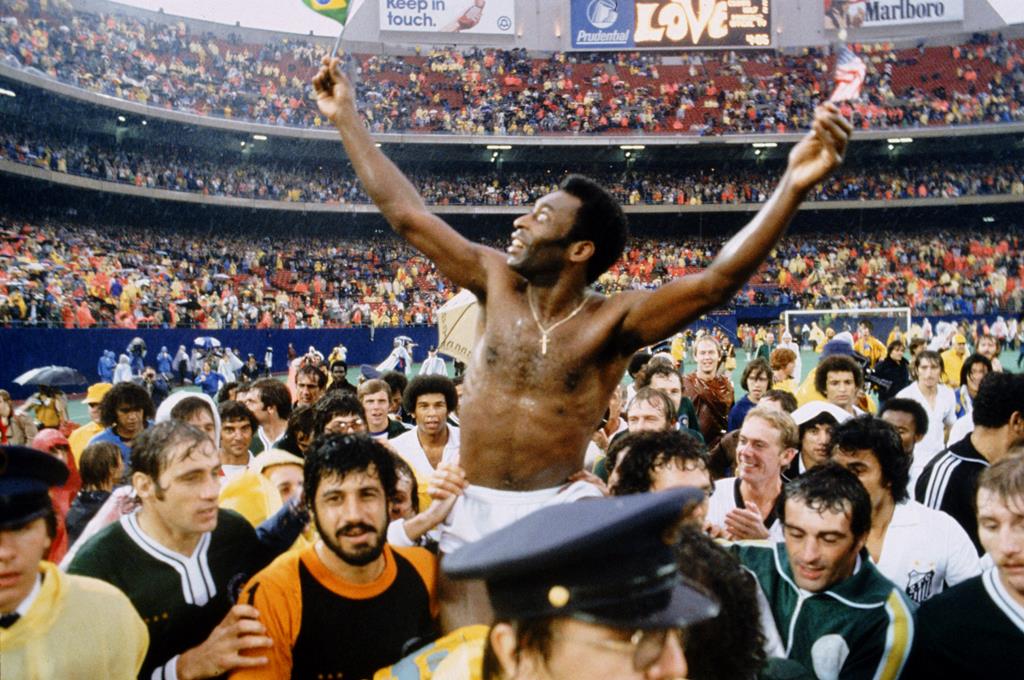 Jogo final da carreira de Pelé, entre New York Cosmos e o Santos FC Foto: PA Images via Reuters Connect