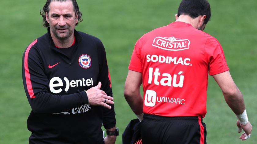 Pizzi não coloca a hipótese de continuar a treinar a selecção chilena. Foto: Fernando Bizerra/EPA